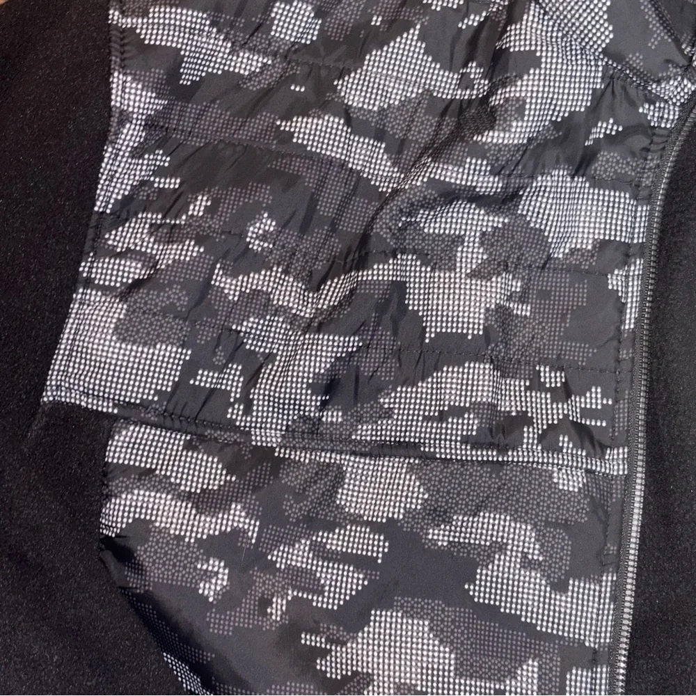 New Balance Fleece Jacket Men’s XL - Picture 4 of 7